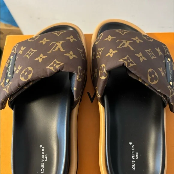 Louis Vuitton mule sandals - Picture 3 of 11